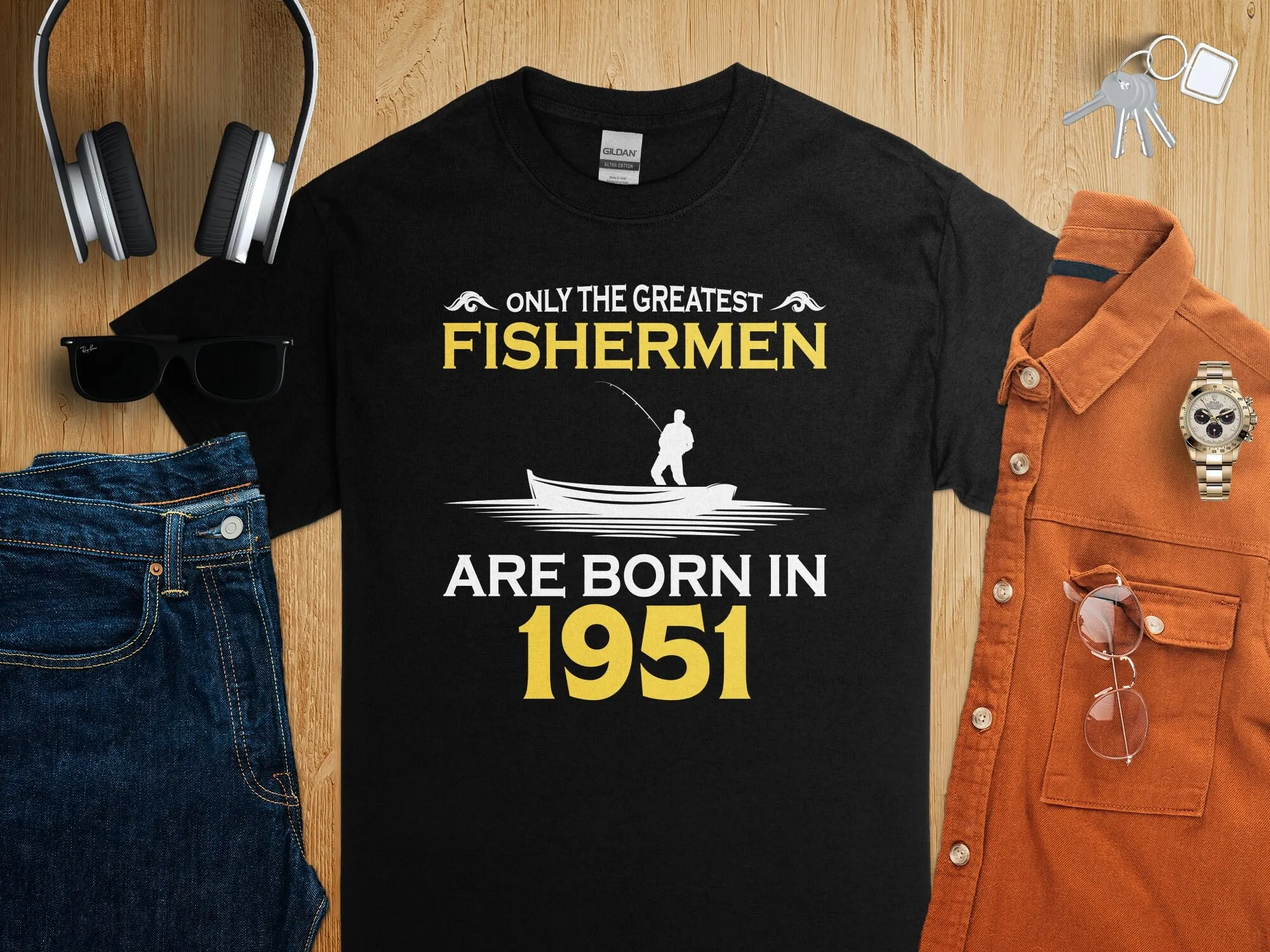 Vintage 1951 Birthday T Shirt  - Fishing Boat Trailer recension och pris